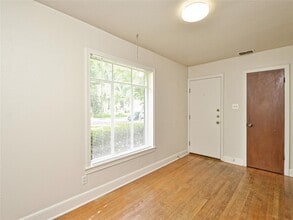 1814 W 38th St in Austin, TX - Building Photo - Building Photo