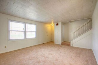 1010 Crescent Dr in Champaign, IL - Building Photo - Building Photo