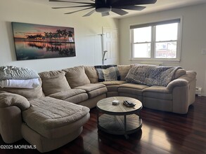 24 Wharfside Dr in Monmouth Beach, NJ - Building Photo - Building Photo