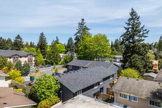 Quiet Maples in Burien, WA - Foto de edificio - Building Photo