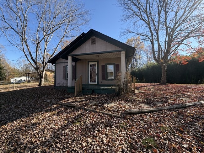 property at 651 New Brickyard Rd