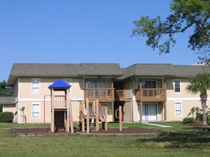 Royal Bay Apartments in Orlando, FL - Building Photo - Building Photo