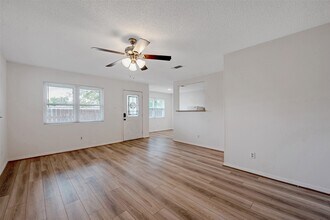 910 Judiway St in Houston, TX - Building Photo - Building Photo