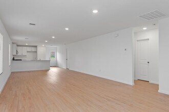 1525 San Sebastien Dr in Conroe, TX - Building Photo - Building Photo