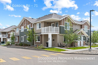 5602 Gordon Rd in Regina, SK - Building Photo - Building Photo