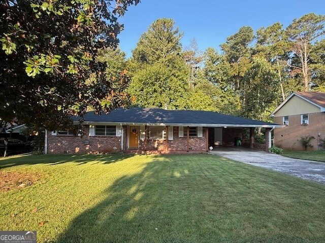 3961 Lindsey Dr in Decatur, GA - Building Photo