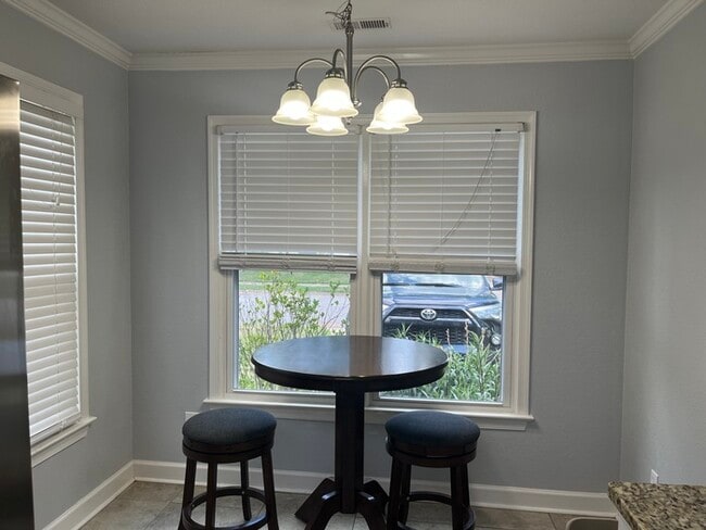 1056 Culmer Dr in Virginia Beach, VA - Building Photo - Building Photo
