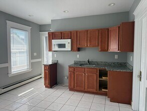 135 Pendleton St in New Haven, CT - Building Photo - Building Photo