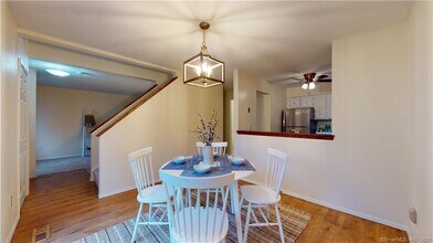 114 Cottonwood Rd in Newington, CT - Building Photo - Building Photo