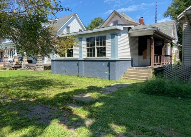 property at 115 N Cherry St
