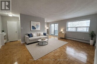 1780 Lawrence Ave E in Toronto, ON - Building Photo - Building Photo