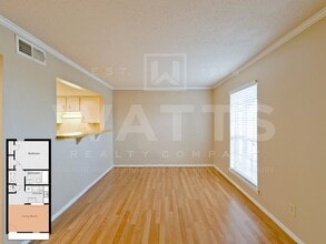 The Hillside Apartments in Birmingham, AL - Building Photo - Interior Photo