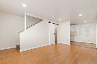 1127 Bella Vista Ave, Unit 1127 in Oakland, CA - Building Photo - Building Photo