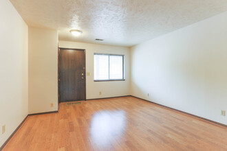 Orchard Park Apartments in Omaha, NE - Foto de edificio - Interior Photo