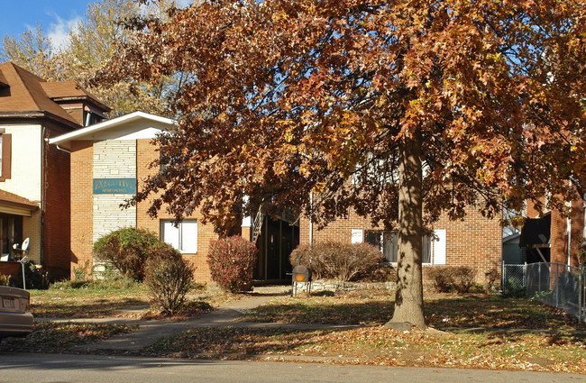 1018-1020 9th Ave in Huntington, WV - Building Photo - Building Photo