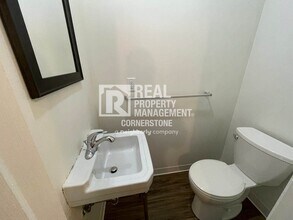 5735 E G Ave in Kalamazoo, MI - Building Photo - Building Photo