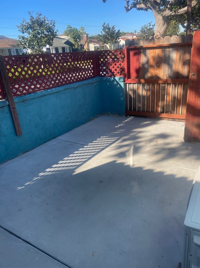 11133 Culver Blvd, Unit Rear in Culver City, CA - Building Photo - Building Photo