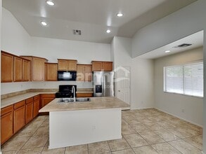 10913 W Minnezona Ave in Phoenix, AZ - Building Photo - Building Photo