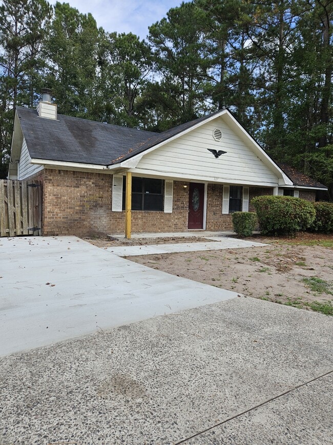 property at 227 Sequoia Cir
