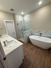 3559 Noah St in Houston, TX - Building Photo - Building Photo