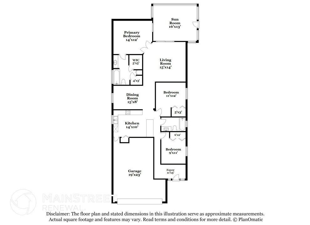 2390 St Andrews Dr in Titusville, FL - Building Photo