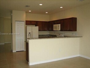 9011 SW 227th St in Cutler Bay, FL - Building Photo - Building Photo