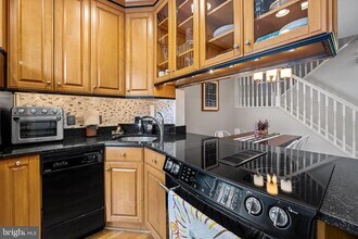 747 McHenry St in Baltimore, MD - Building Photo - Building Photo