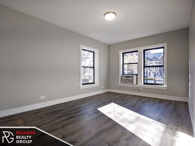 709 W Brompton Ave, Unit 701-05