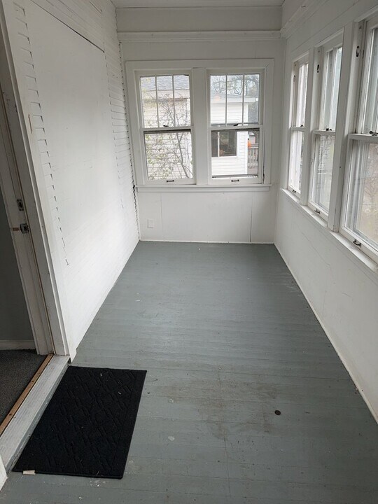 223 Robie St E in St. Paul, MN - Building Photo