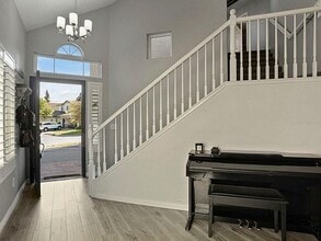 1601 Barkley Ln in Lodi, CA - Building Photo - Building Photo