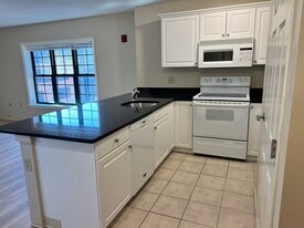 12 Florence St, Unit 309 in Malden, MA - Building Photo