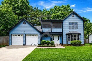 3848 Laurenhill Ln in Decatur, GA - Building Photo