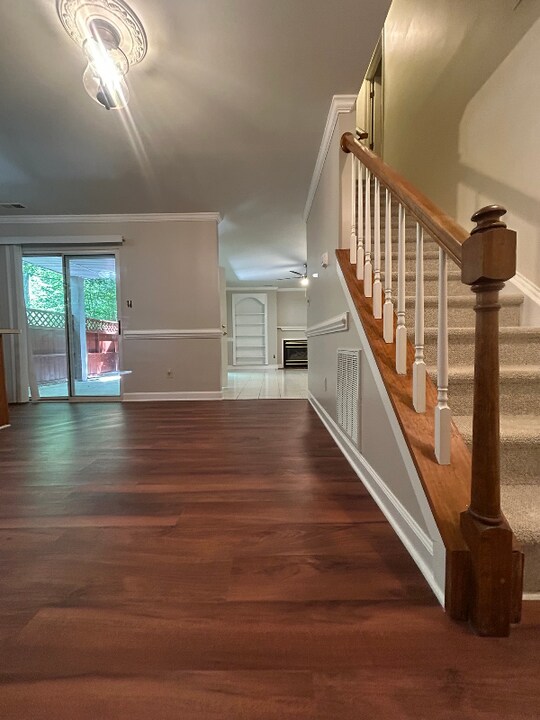 469 Summerwalk Cir in Chapel Hill, NC - Building Photo