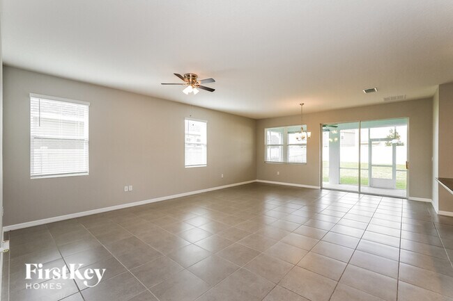 31806 Tansy Bnd in Wesley Chapel, FL - Building Photo - Building Photo