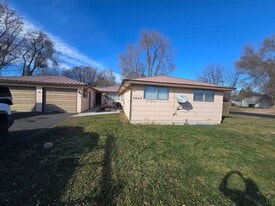 3400 Coronado Way in Klamath Falls, OR - Building Photo