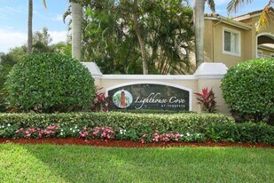 248 Village Blvd in Tequesta, FL - Building Photo