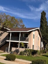 3117 Pearl Dr, Unit #3 in Fullerton, CA - Foto de edificio - Building Photo