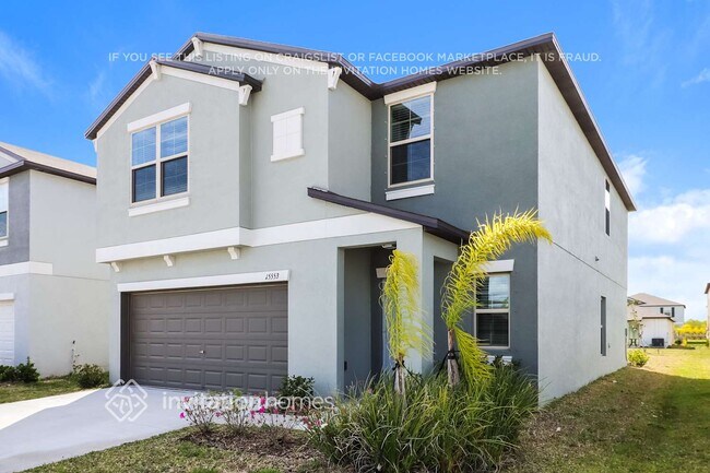 15553 Miller Creek Dr in Sun City Center, FL - Building Photo - Building Photo