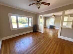 105 Shore Dr in Somerville, MA - Building Photo - Building Photo