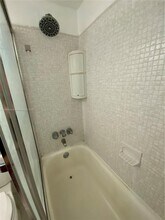 7505 SW 82nd St in Miami, FL - Building Photo - Building Photo