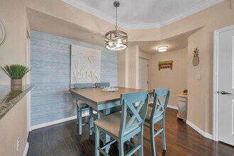 975 NW Flagler Ave, Unit 304 in Stuart, FL - Building Photo - Building Photo