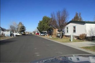 Remington Arms Mobile Home Park in Redmond, OR - Building Photo - Building Photo