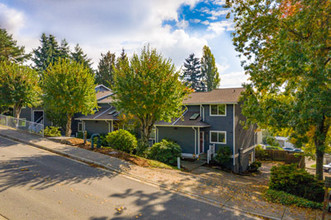 BEAR CREEK APARTMENTS in Redmond, WA - Building Photo - Other