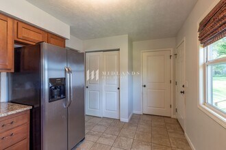 2008 Jefferson St in Bellevue, NE - Building Photo - Building Photo
