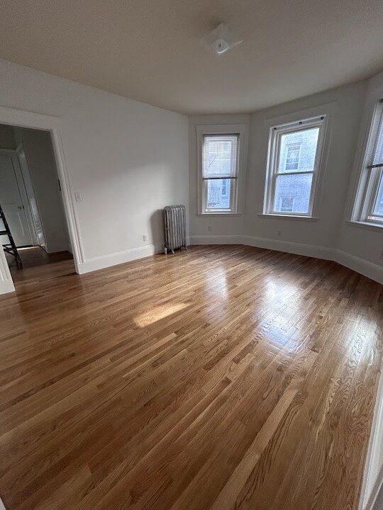 92 Peterborough St, Unit 20 in Boston, MA - Building Photo