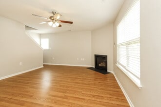 8525 Emerald Fern Way in Charlotte, NC - Building Photo - Building Photo