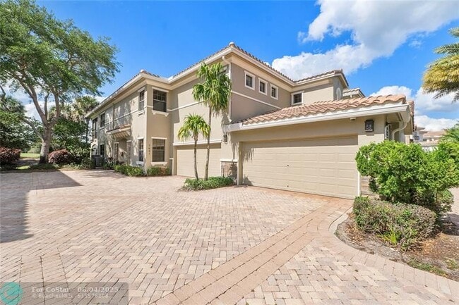 7641 Old Thyme Ct