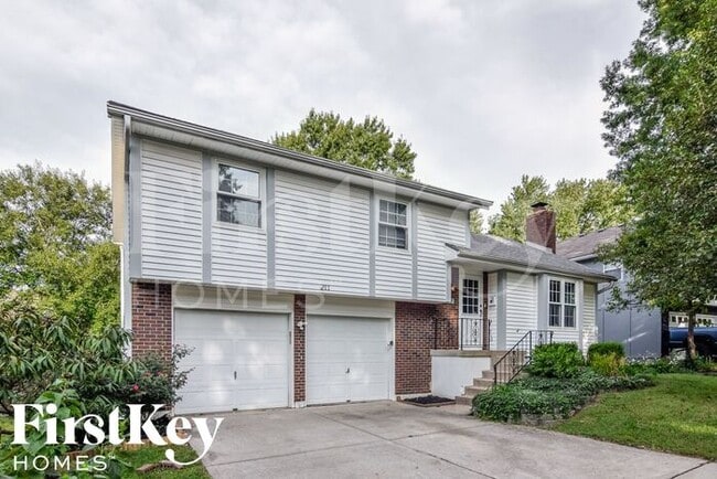 211 N Cleveland Ave in Belton, MO - Building Photo - Building Photo