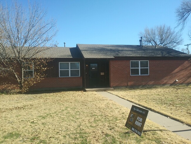 3002 Westhaven Dr in Amarillo, TX - Building Photo - Building Photo