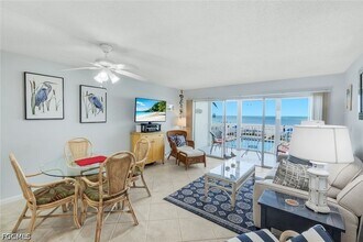 25840 Hickory Blvd, Unit 102 in Bonita Springs, FL - Foto de edificio - Building Photo